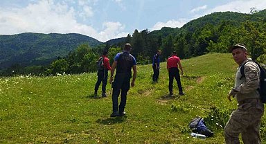 Taksi ile geldiği dere yanında kaybolan bekçi, üç gündür her yerde aranıyor