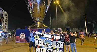 Taksim'de Manchester City taraftarlarının şampiyonluk coşkusu