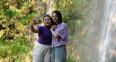 Tapulu arazisinde bulunan şelaleyi turizme kazandırdı