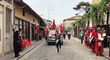 Tarihi Kozan sokaklarında 103 yıllık kurtuluş coşkusu yaşandı
