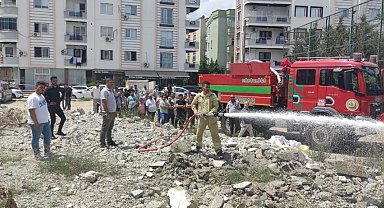 Tarsus'ta yangın gönüllülerine eğitim verildi