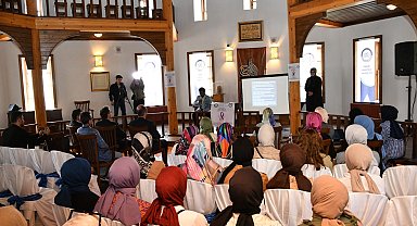 Taş Mescit'te kadına yönelik şiddetle mücadeleye manevi değerlerle dikkat çekildi