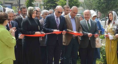 Tavşanlı Halk Eğitim Merkezi'nin Yıl Sonu Sergisi açıldı