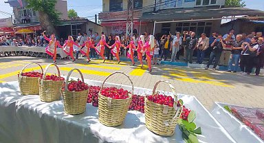 Tekirdağ'da 3 milyon ziyaretçinin beklendiği 57. Uluslararası Kiraz Festivali başladı