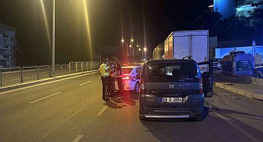 Ters şeritte kilometrelerce ilerledi