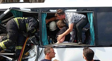 Tıra arkadan çarpıp hayatını kaybeden midibüs sürücüsü geçen yıl kalp krizi geçirmiş