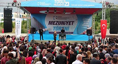 TOGÜ mezunlarını konser ile uğurladı
