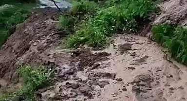 Tokat'ta şiddetli sağanak heyelana neden oldu