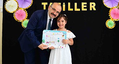 Trabzon'da 145 bin öğrenci bugün karnelerini aldı