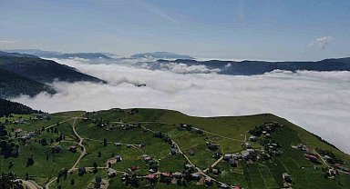 Trabzon'un yaylalarından eşsiz bulut denizi manzaraları