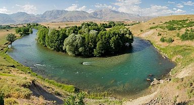 Tunceli'de tesisleşmenin olduğu alanlar dışında piknik ve kamp yasaklandı