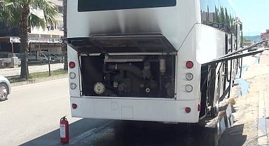 Tur otobüsünde korkutan yangın
