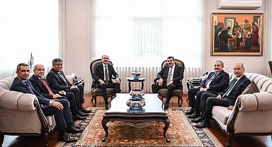 Türk Eğitim-Sen'den Bakan Tekin'e ziyaret