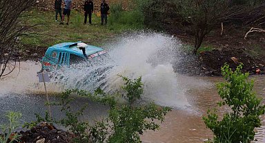 Türkiye Offroad Şampiyonasında sporcular Kızılcahamam'da kozlarını paylaştı