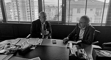 Türkiye'nin demokratikleşme süreci kitaplaştırıldı