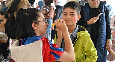Türkiye'nin gül bahçesi Isparta'da festival coşkusu devam ediyor