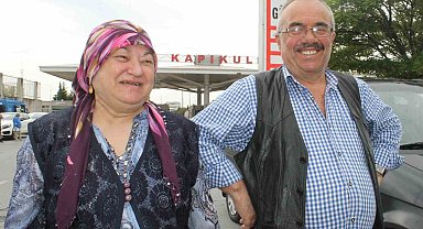 Türkiye'ye gelen gurbetçiler duygu dolu anlar yaşıyor