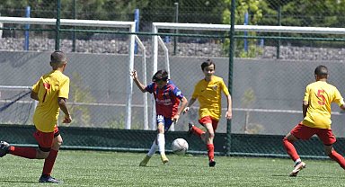 U13 Liginde şampiyon Kayserispor oldu