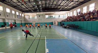 Unutulan çocuk oyunları Kırşehir'de yeniden hayat buluyor