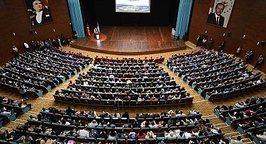 Uşak Üniversitesi Tıp Fakültesi ilk mezunlarını verdi