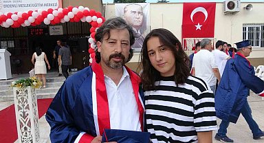 Ustalar liseden mezun oldu, çocuklarıyla üniversite sınavına girecek