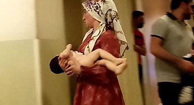 Üzerine kakao dökülen bebek yaralandı