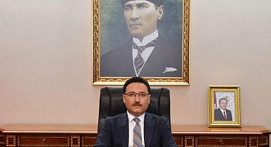 Vali Çiçek: "Jandarmamız yaptığı fedakârca çalışmalarla göğsümüzü kabartmaktadır"