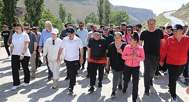 Vali Çiçek ve Başkan Büyükkılıç'tan Soğanlı'da İnceleme