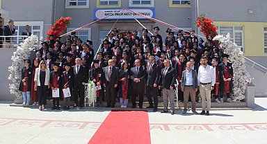 Vali Dağlı, Havza'da öğrencilere karne dağıttı