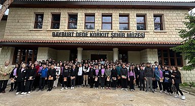 Vali Epcim, LGS öğrencileriyle bir araya geldi