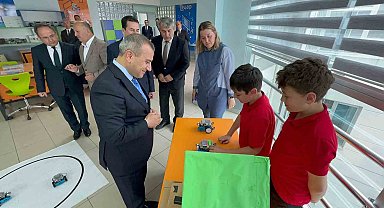 Vali Sonel, okul ziyaretlerini sürdürüyor