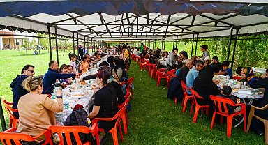 Vanlılar Dünya Kahvaltı Günü'nde bir araya geldi