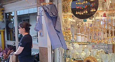 Vatandaşların pratik 'yağmurluk' çözümü