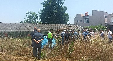 Viteste unuttuğu traktör hareket edince düşüp hayatını kaybetti