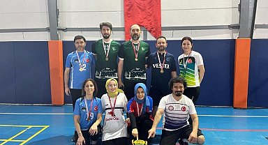 Voleybol turnuvasında Barbaros Kutlutaş Ortaokulu kazandı