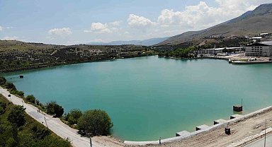 Yağışlar Malatya'da çiftçilerin yüzünü güldürüyor