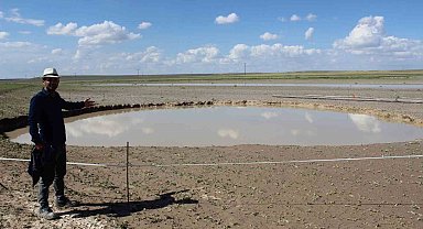 Yağmur suları obruğu doldurdu