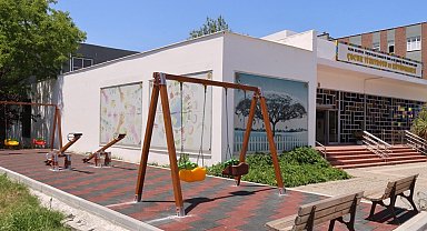 Yalova Belediyesi çocuk parklarını yenilemeye devam ediyor