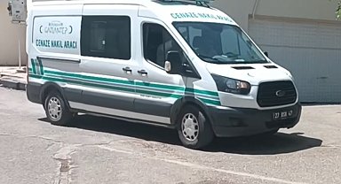 Yanan araçta ölü sayısı 2'ye yükseldi