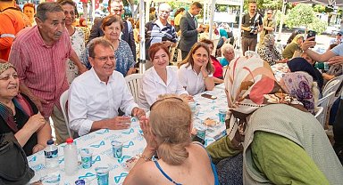 Yaşalmış vatandaşlar '80'ler buluşması'nda 'yaza merhaba' dedi