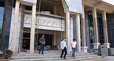 Yeni Edremit Hükümet Konağı inşaatında sona doğru