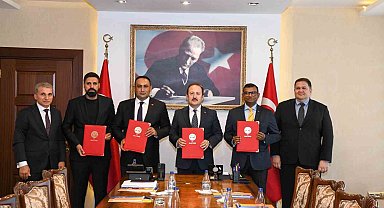 Yeni Mersin İdmanyurdu'nun tesisi için 'yenileme protokolü' imzalandı