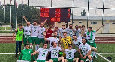 Yeniköyspor şampiyonluğa göz kırptı