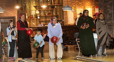 Yenimahalleli 70 kursiyer mezuniyet sevinci yaşadı