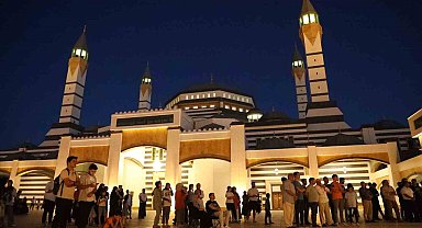 Yenişehir Belediyesi YKS öncesi öğrencilere moral programı düzenlendi