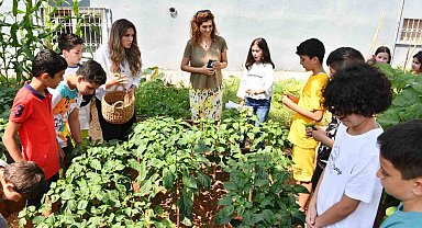 Yenişehir'de ata tohumları çocuklara emanet