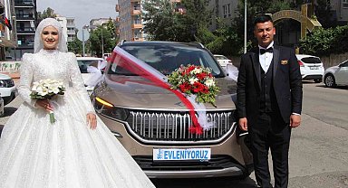 Yerli ve milli araba Togg, Batman'da ilk kez gelin arabası oldu