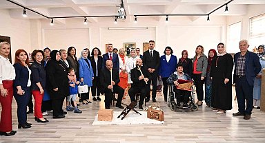 Yıl sonu sergisi 'el sanatları şölenine' dönüştü