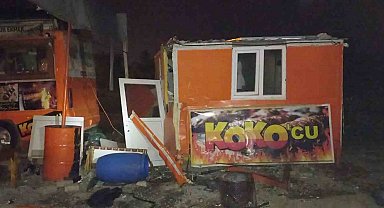 Yolcu otobüsü ile otomobil çarpıştı: 2 ölü, 2 yaralı