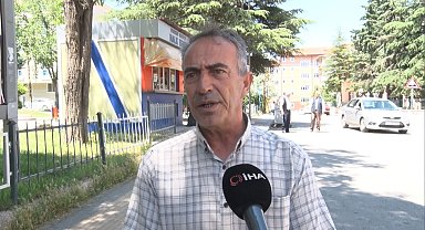 Yolda gördüğü husumetlisini aracıyla ezdi, dehşete düşüren kaza kameralara yansıdı